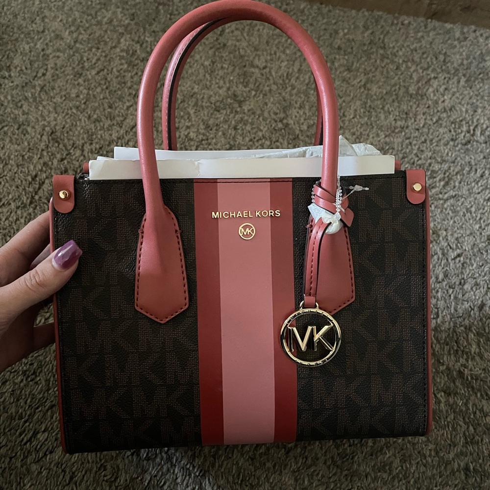Med purse 👛with shoulder straps